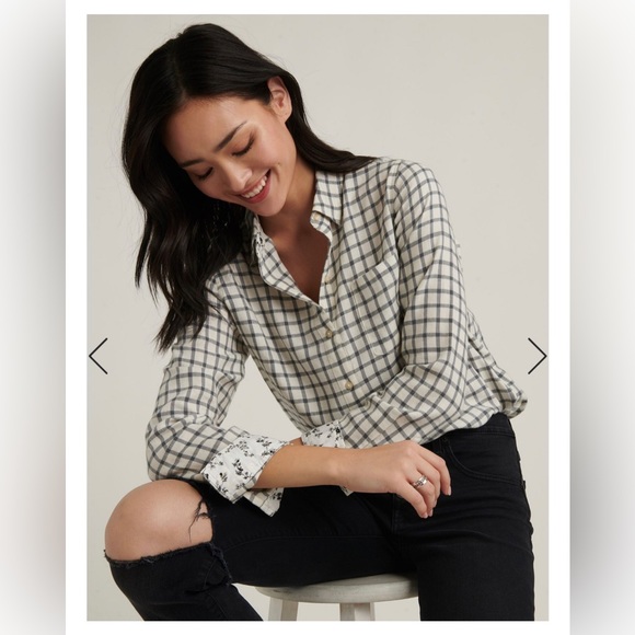 NWT Lucky Brand Classic Button Down Shirt - Picture 7 of 7